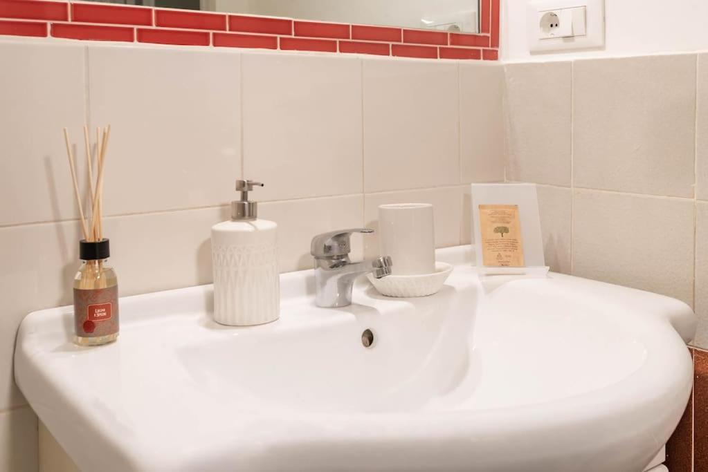 Lungaretta Studio Flat II Rome Buitenkant foto